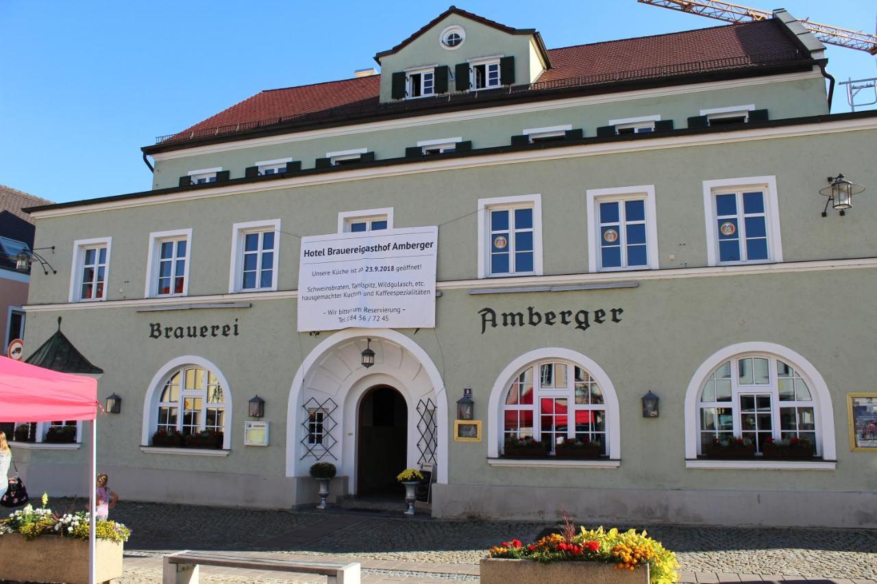 Hotel Brauereigasthof Amberger Kosching Bagian luar foto